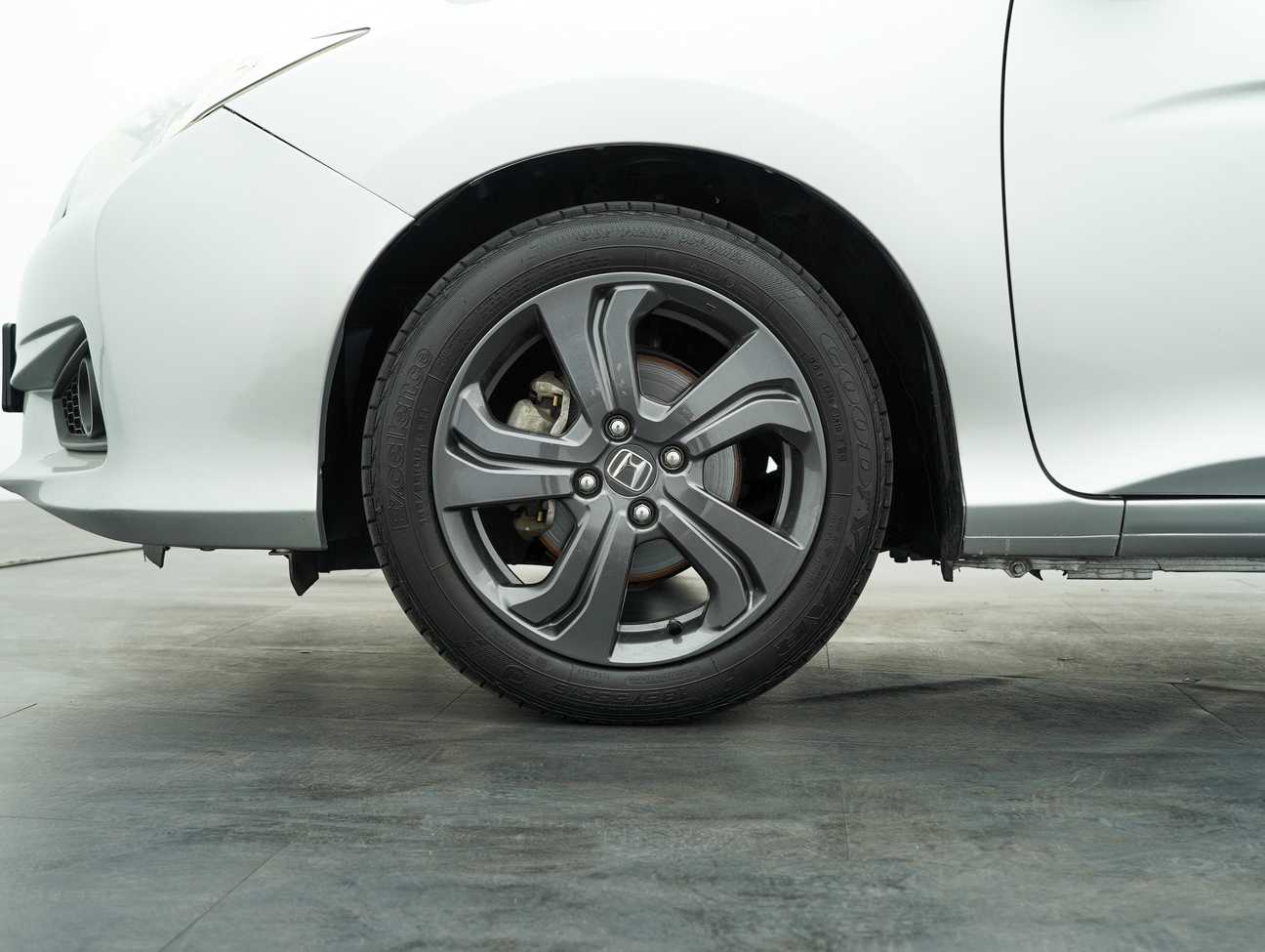 used 2014 Honda City V 1.5