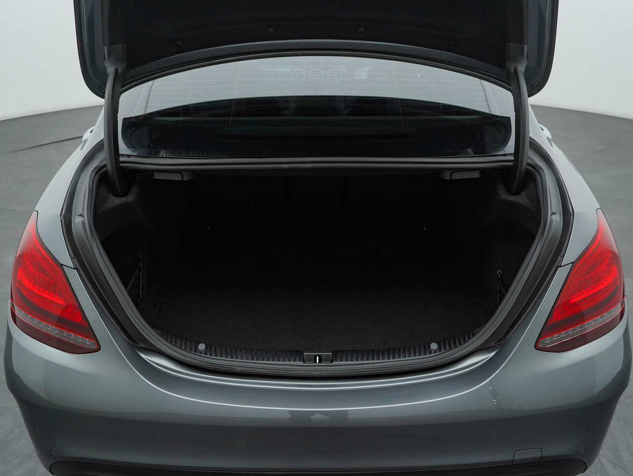 used 2020 Mercedes-Benz C200 AMG Line 2.0