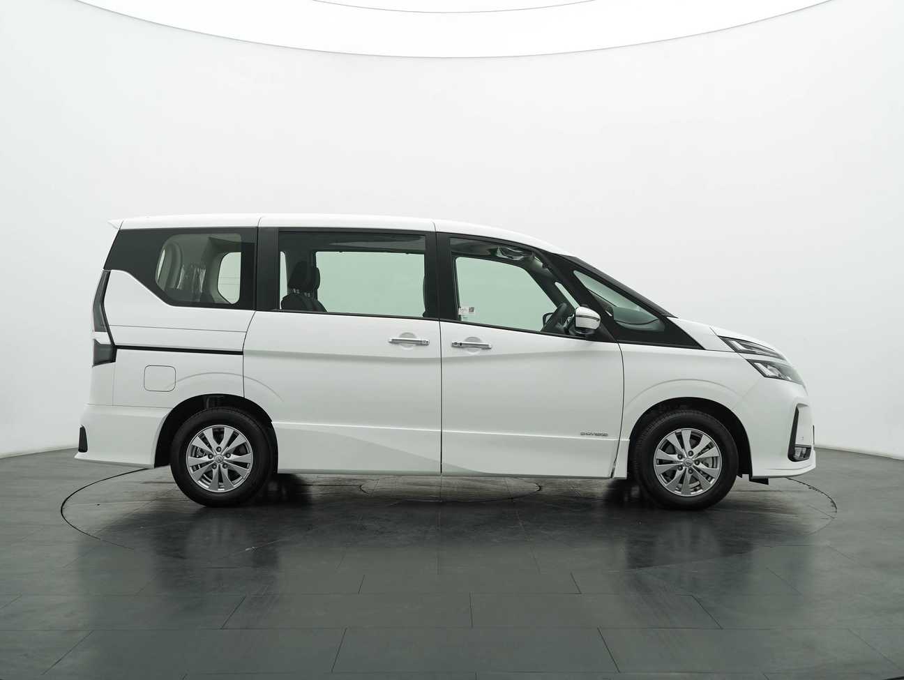 used 2025 Nissan Serena S-Hybrid High-Way Star 2.0