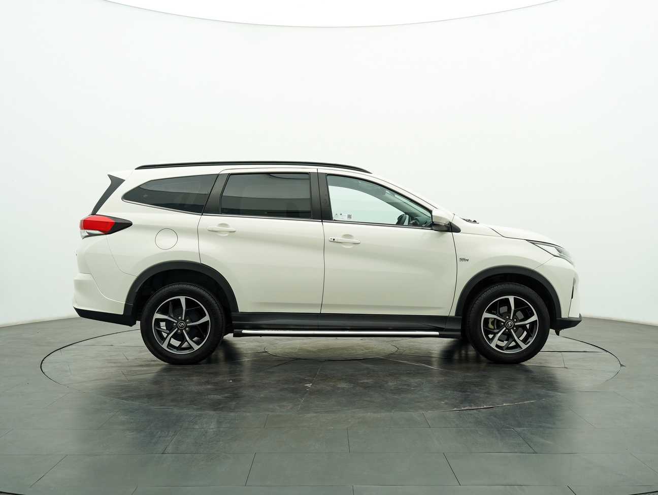 terpakai 2020 Perodua Aruz AV 1.5