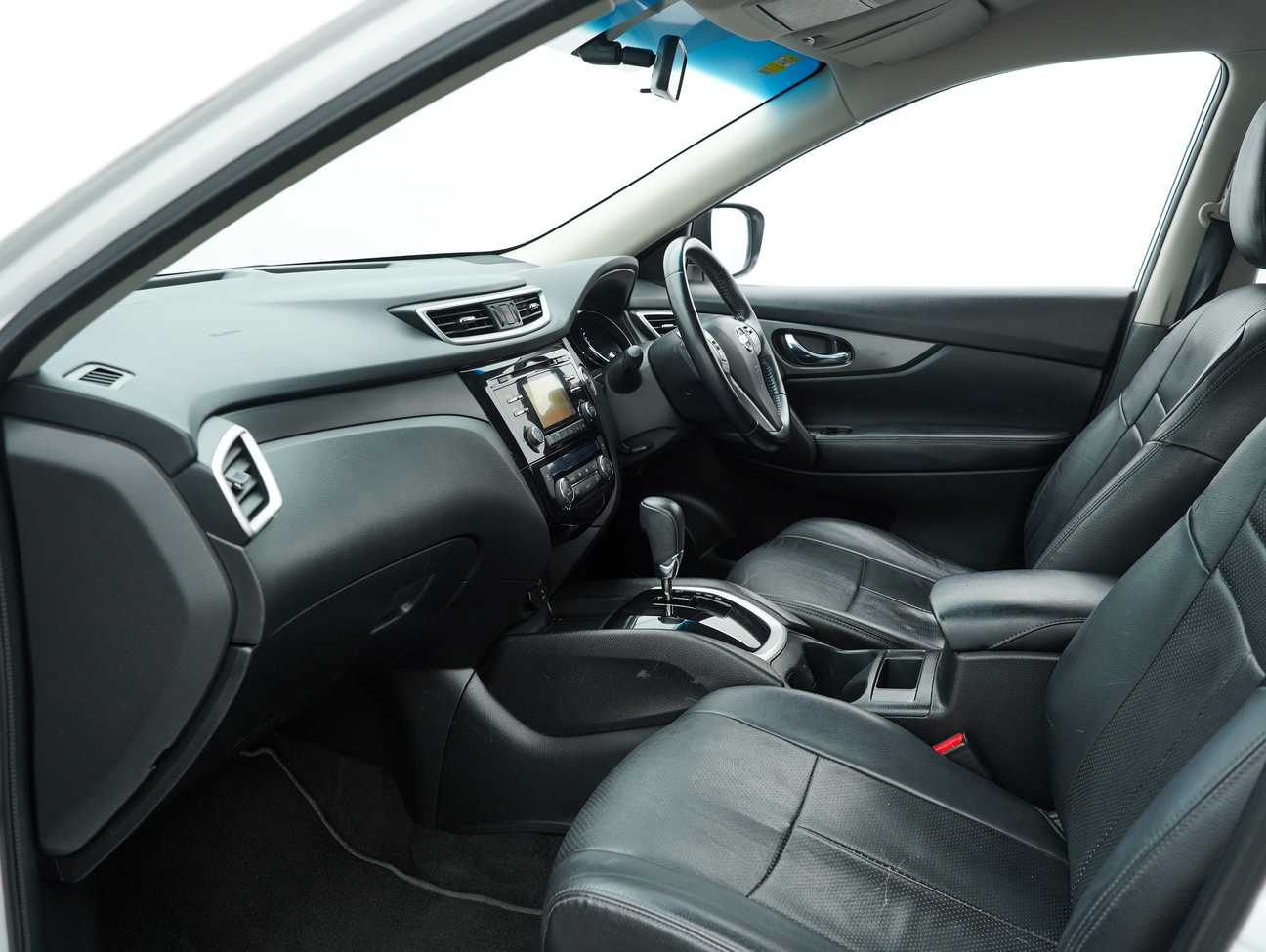 used 2015 Nissan X-Trail  2.0