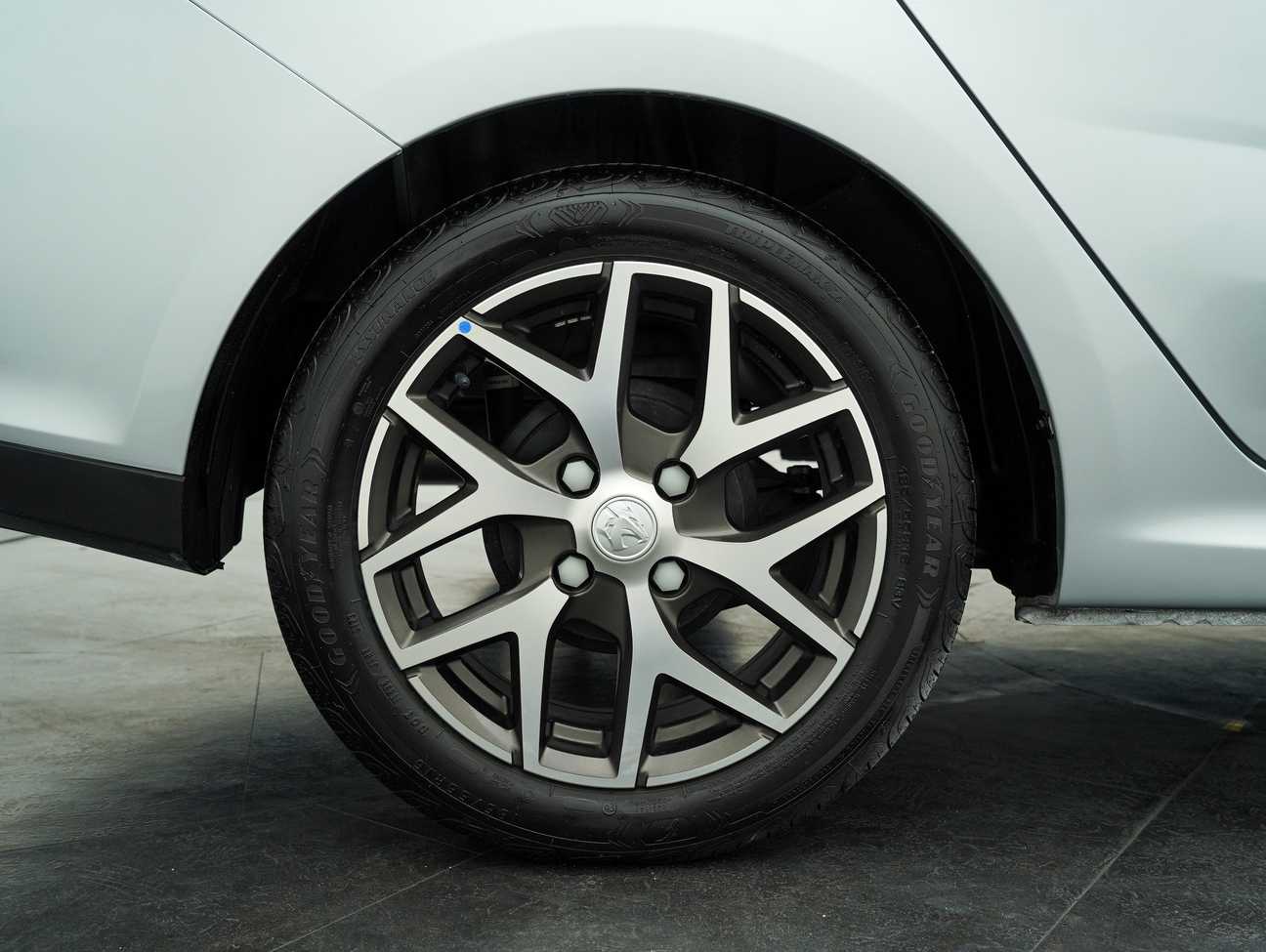 used 2023 Proton Persona Premium 1.6