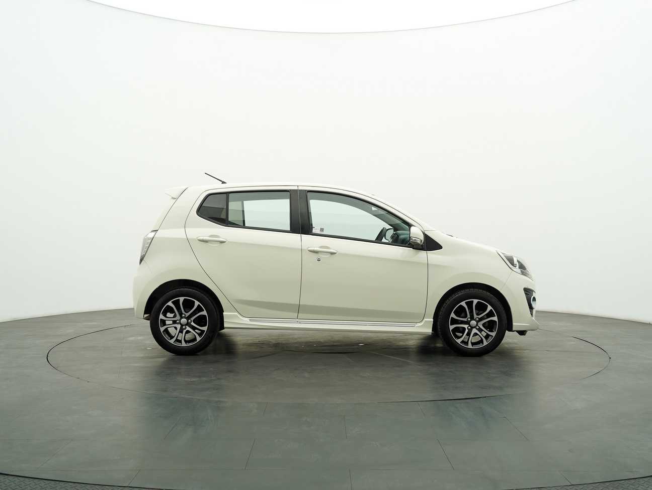 used 2015 Perodua AXIA SE 1.0