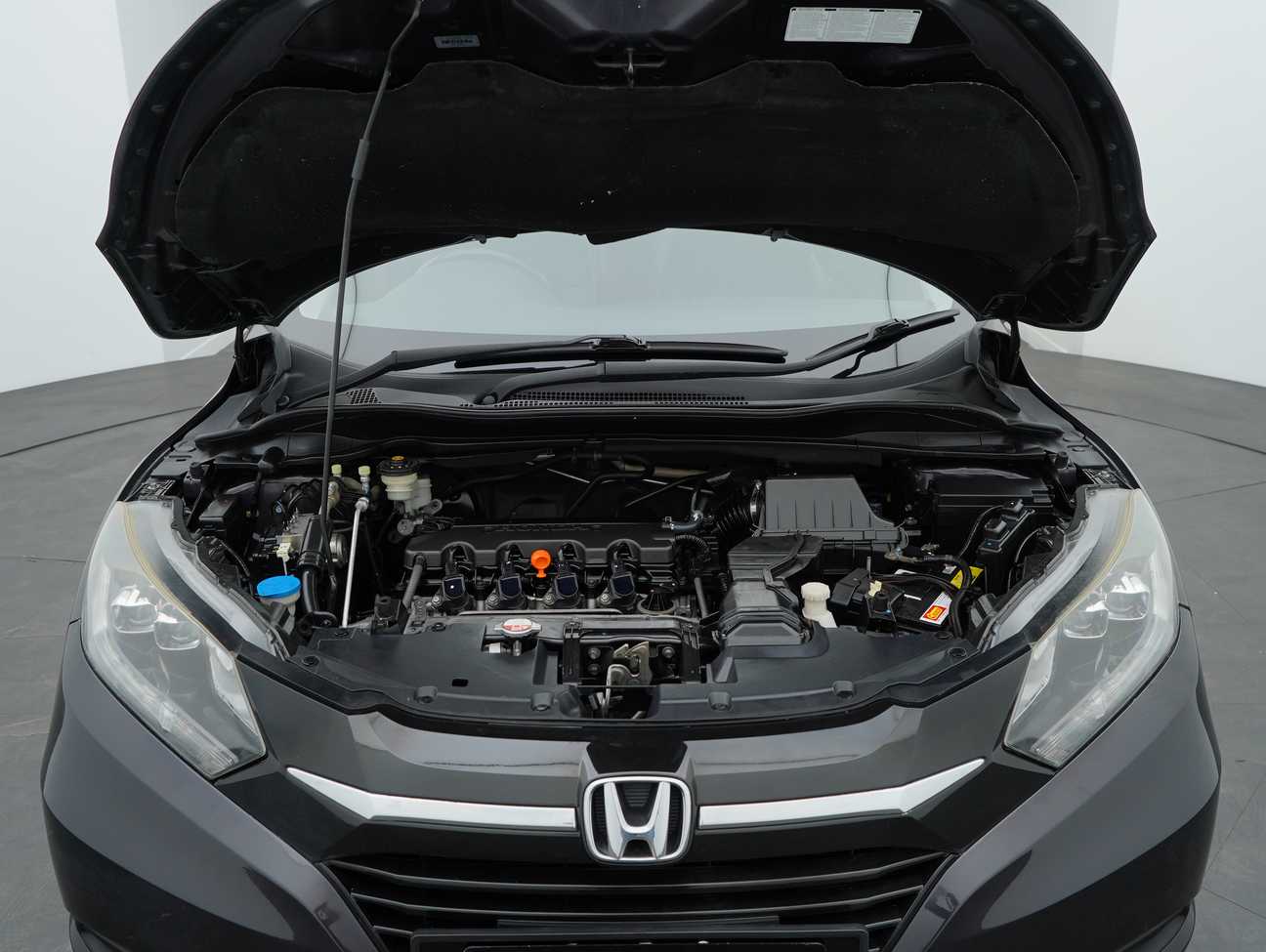 used 2015 Honda HR-V V 1.8