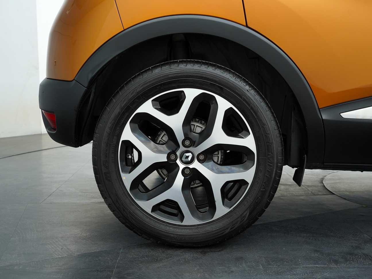 terpakai 2018 Renault Captur  1.2