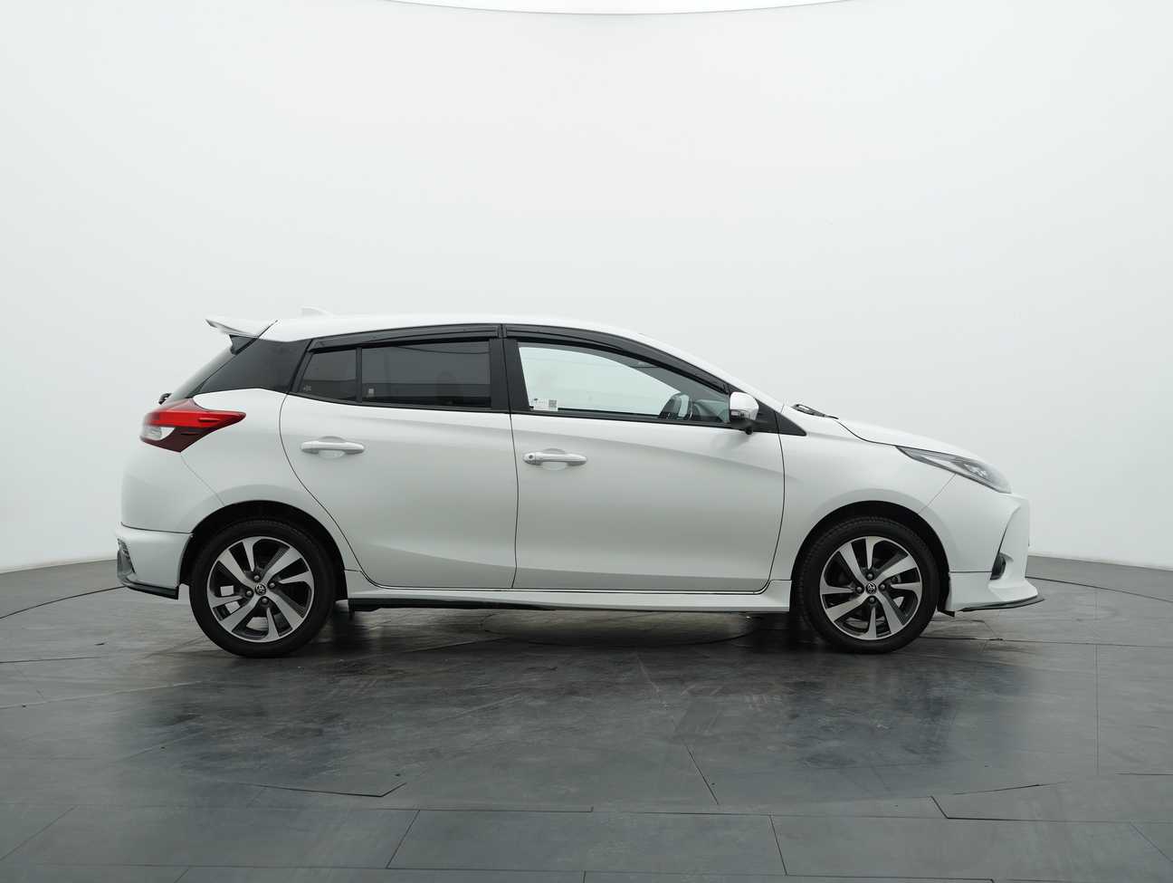 used 2021 Toyota Yaris E 1.5