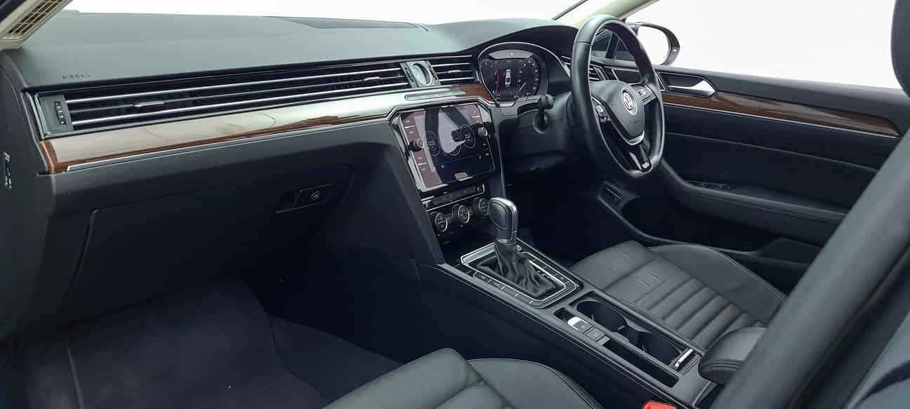 used 2019 Volkswagen PASSAT  2.0