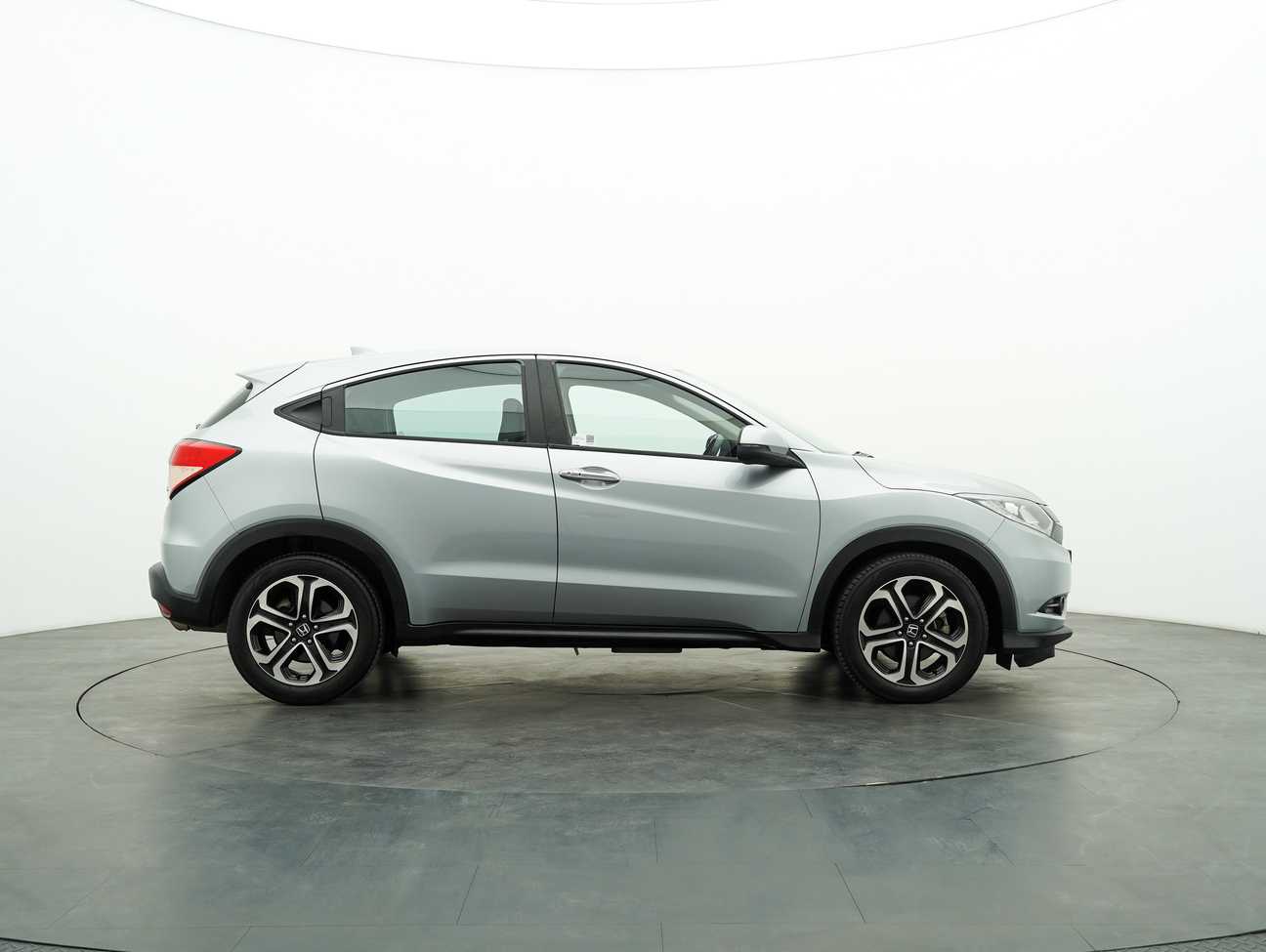 used 2017 Honda HR-V V 1.8