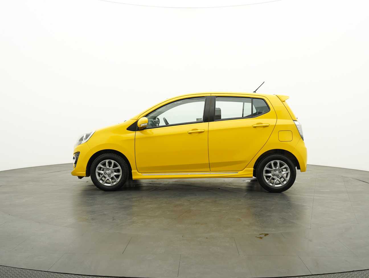 terpakai 2014 Perodua AXIA Advance 1.0