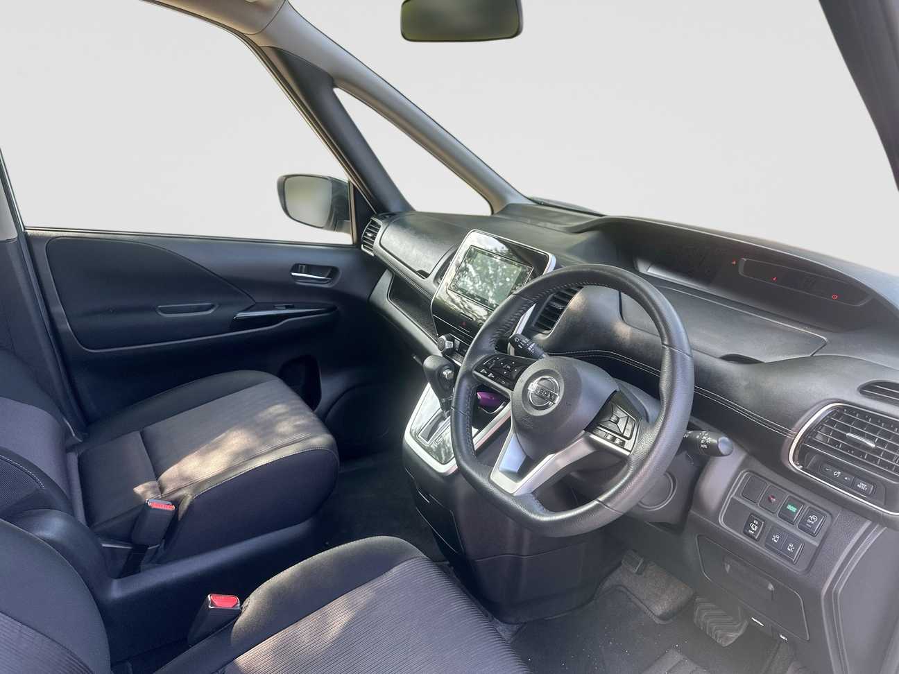 terpakai 2021 Nissan Serena S-Hybrid High-Way Star 2.0