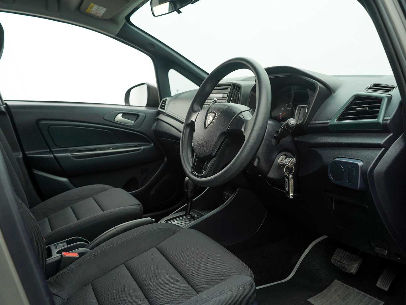 terpakai 2016 Proton Iriz Standard 1.3