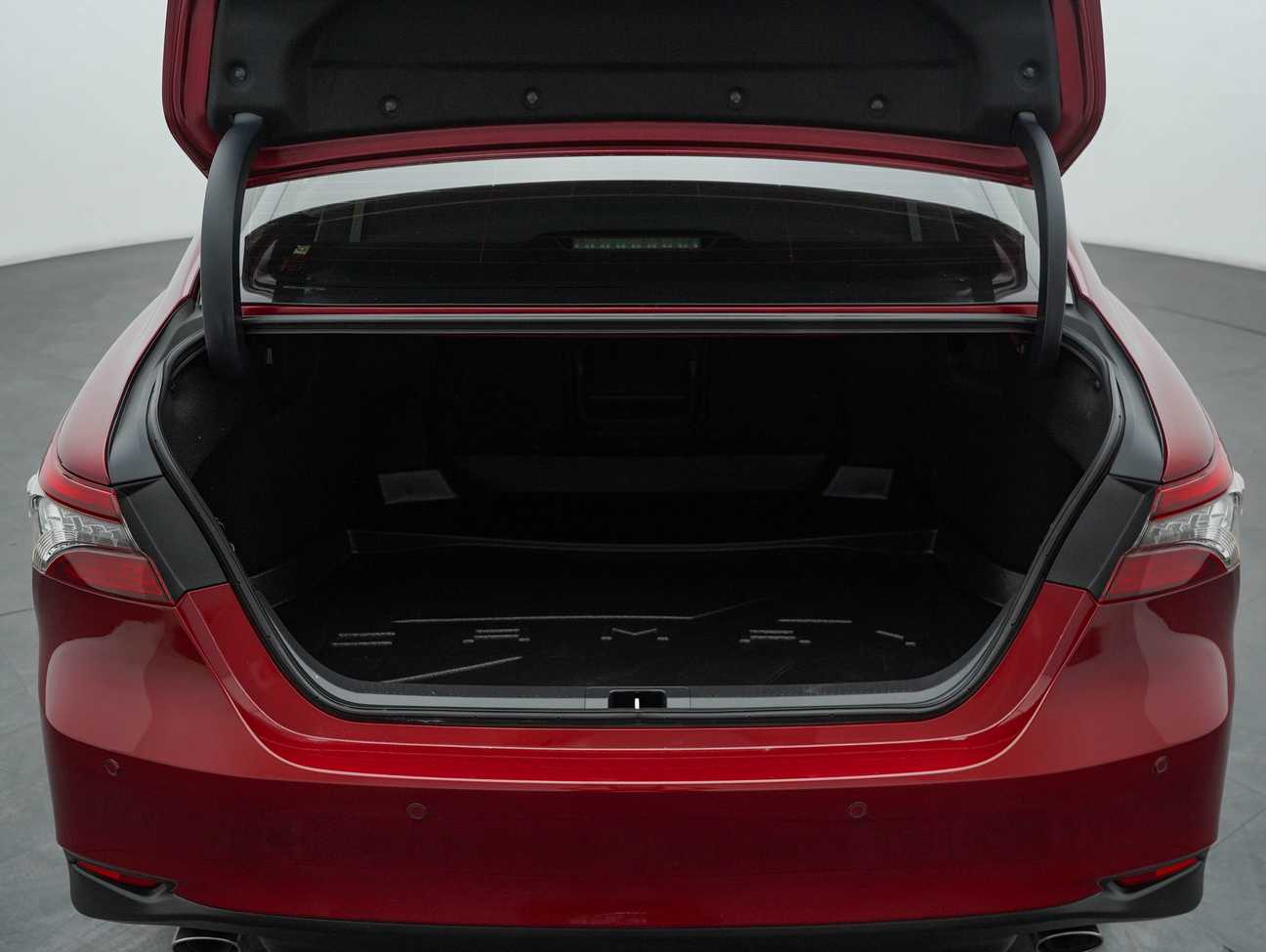 used 2023 Toyota Camry V 2.5