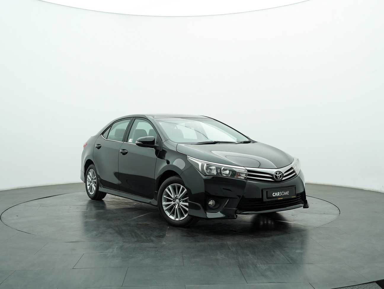 used 2014 Toyota Corolla Altis E 1.8