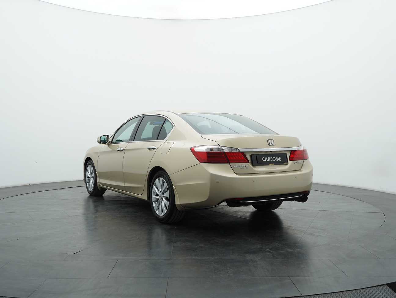 terpakai 2014 Honda Accord VTi-L 2.0