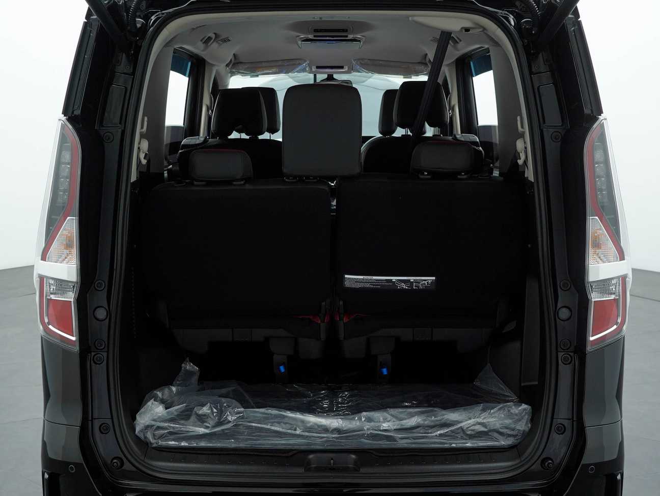 used 2024 Nissan Serena S-Hybrid High-Way Star J Impul 2.0