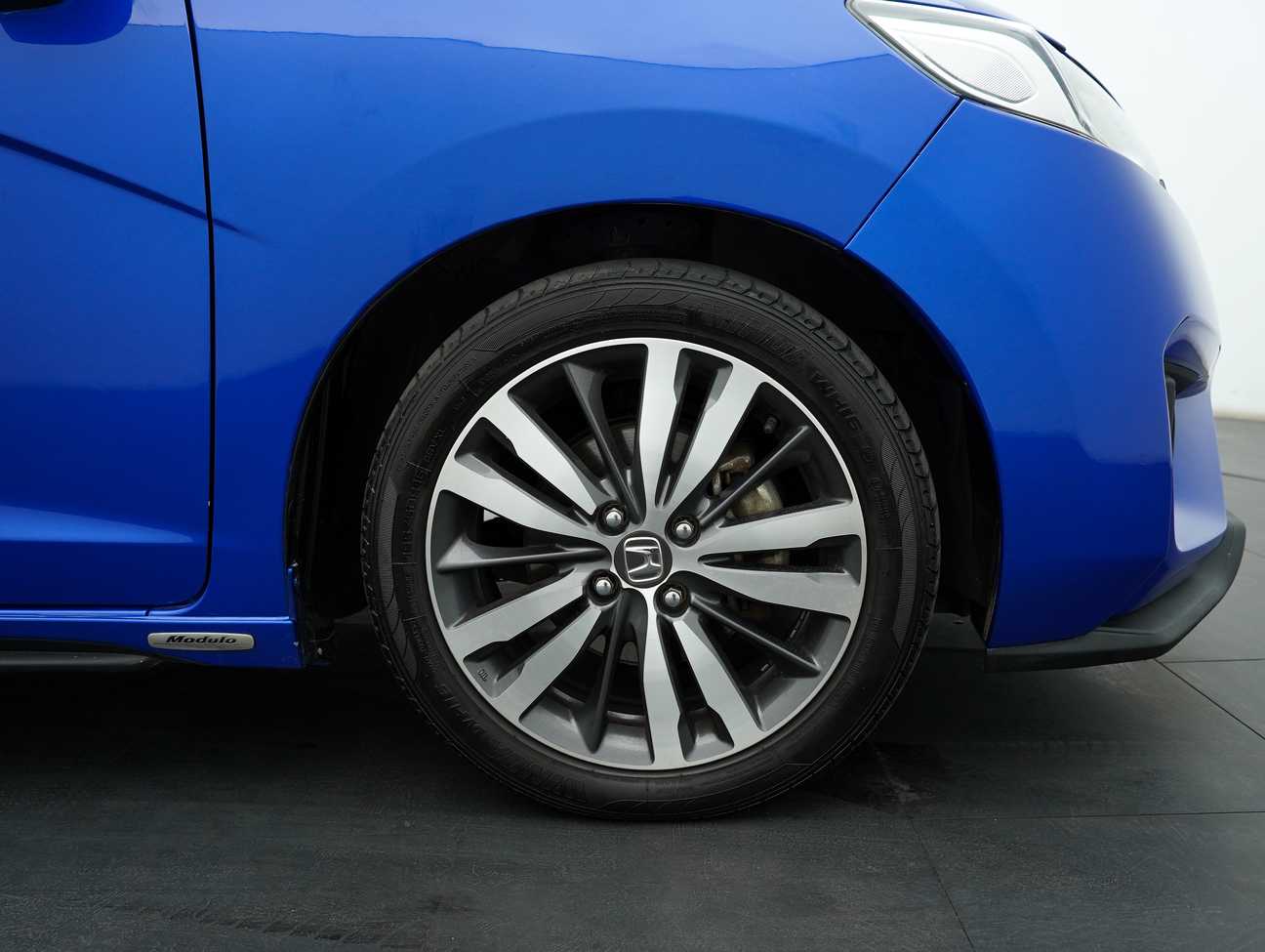 used 2015 Honda Jazz V 1.5