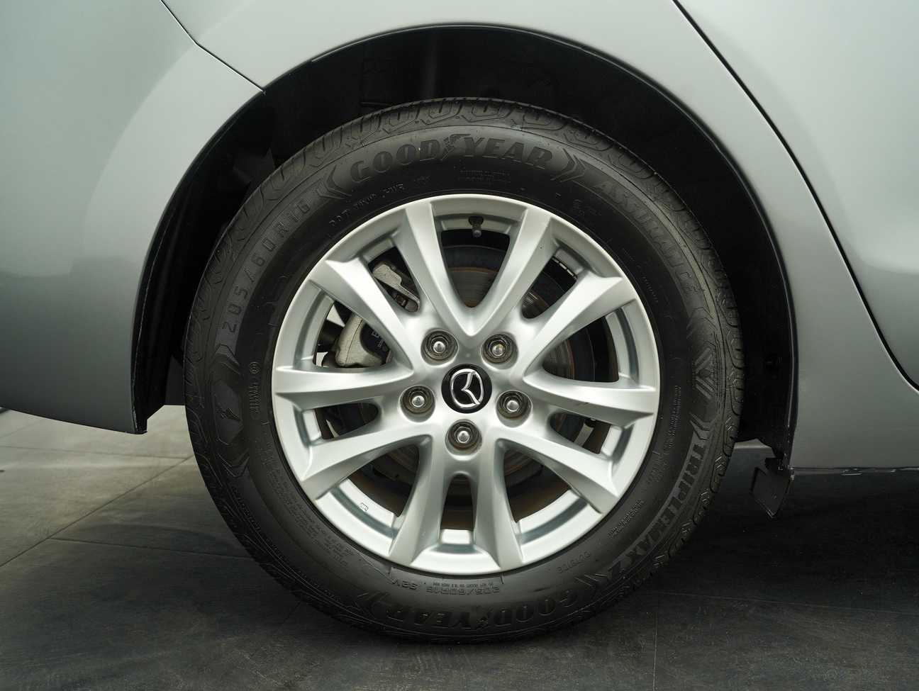 terpakai 2017 Mazda 3 SKYACTIV-G GL 2.0