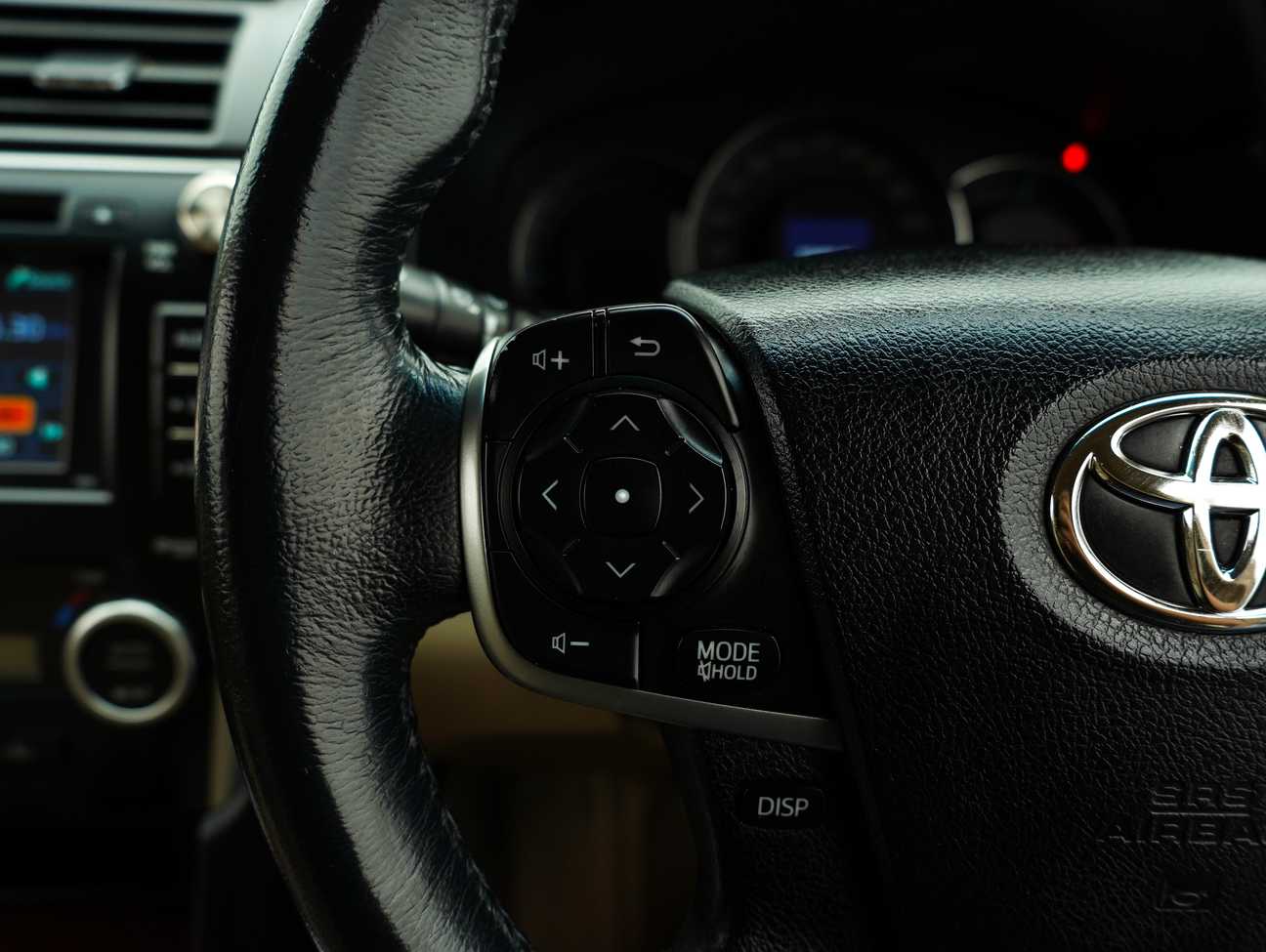 used 2012 Toyota Camry V 2.5