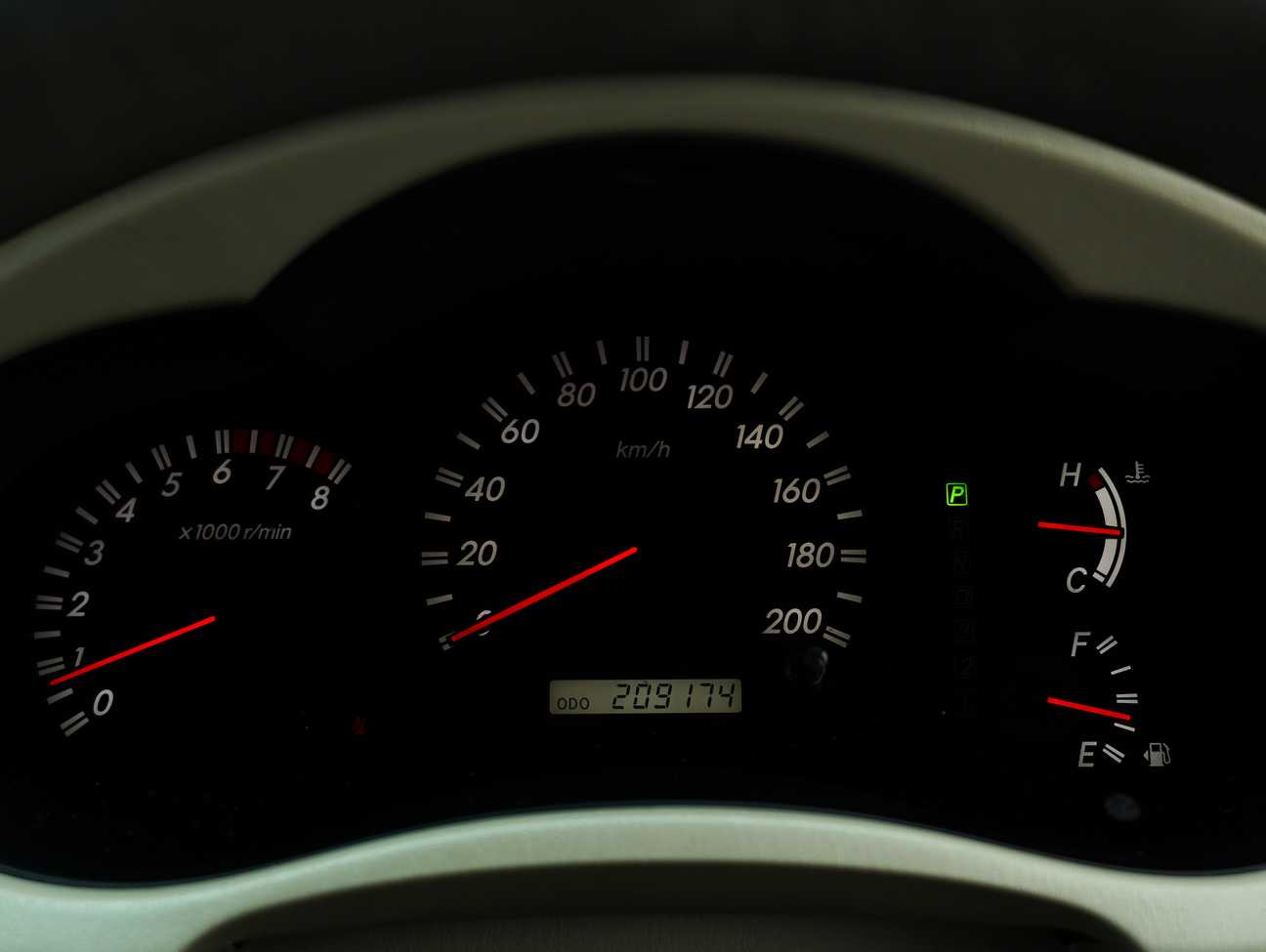 used 2011 Toyota Innova G 2.0