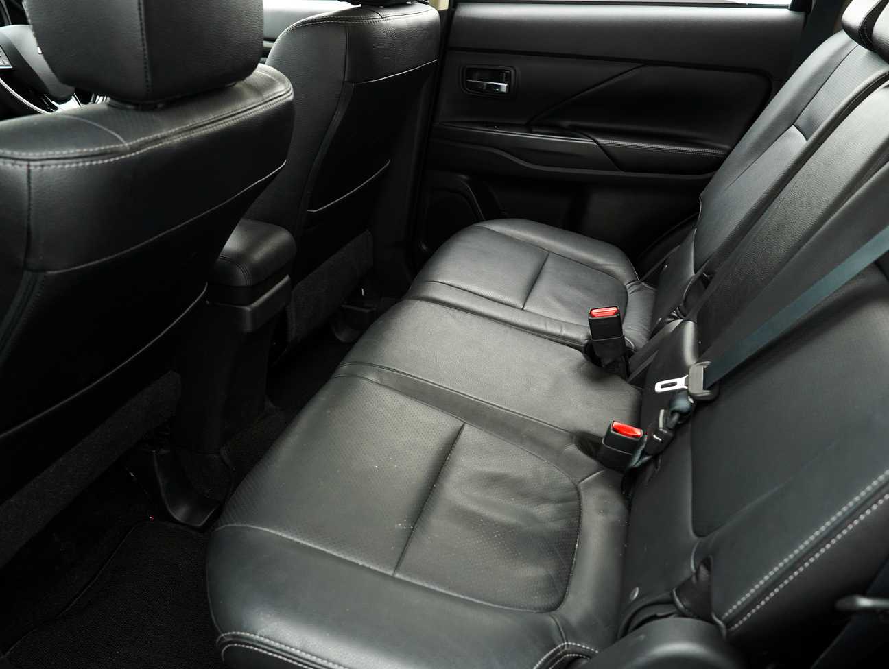 used 2020 Mitsubishi Outlander  2.4