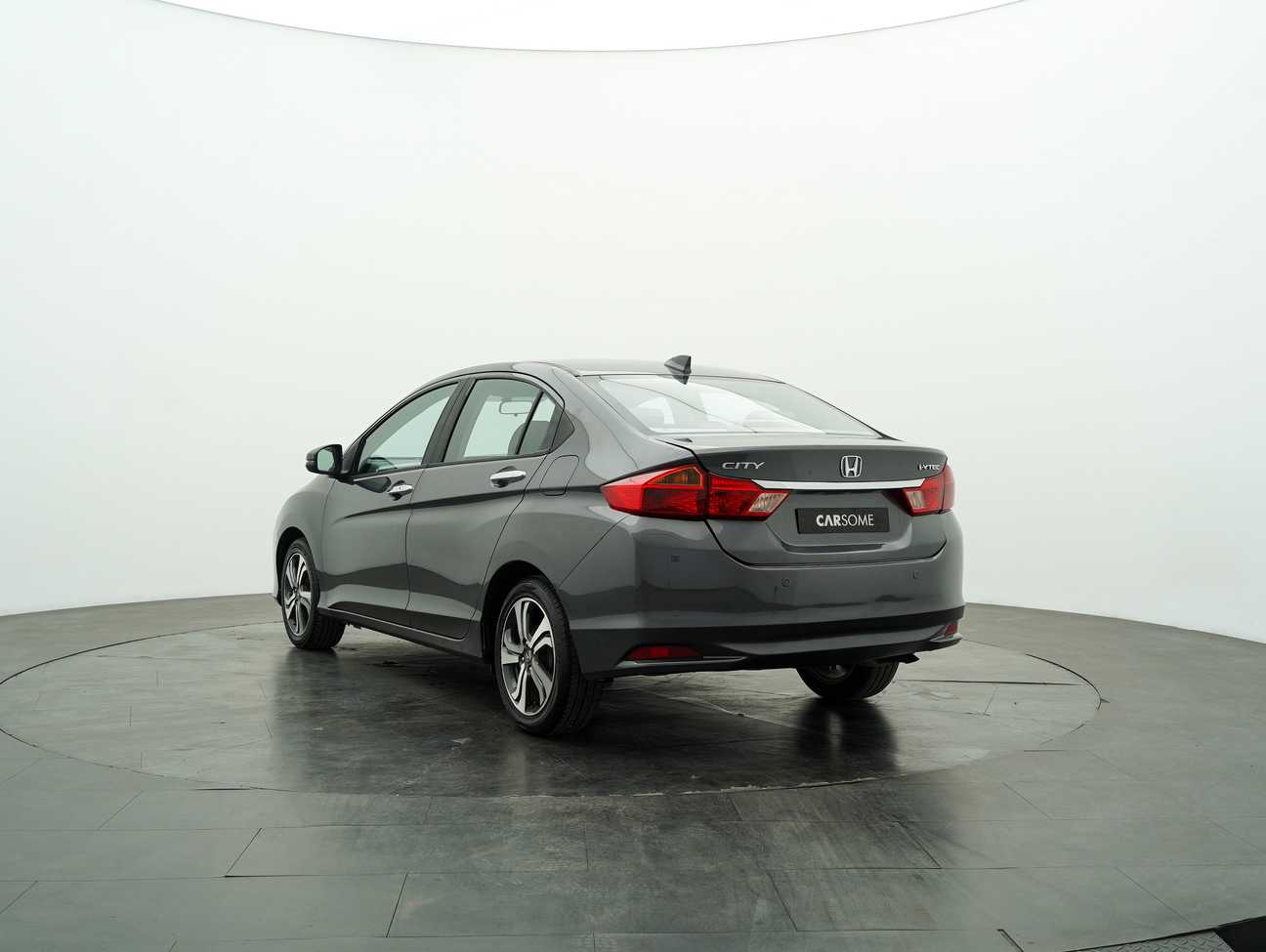 used 2015 Honda City V 1.5