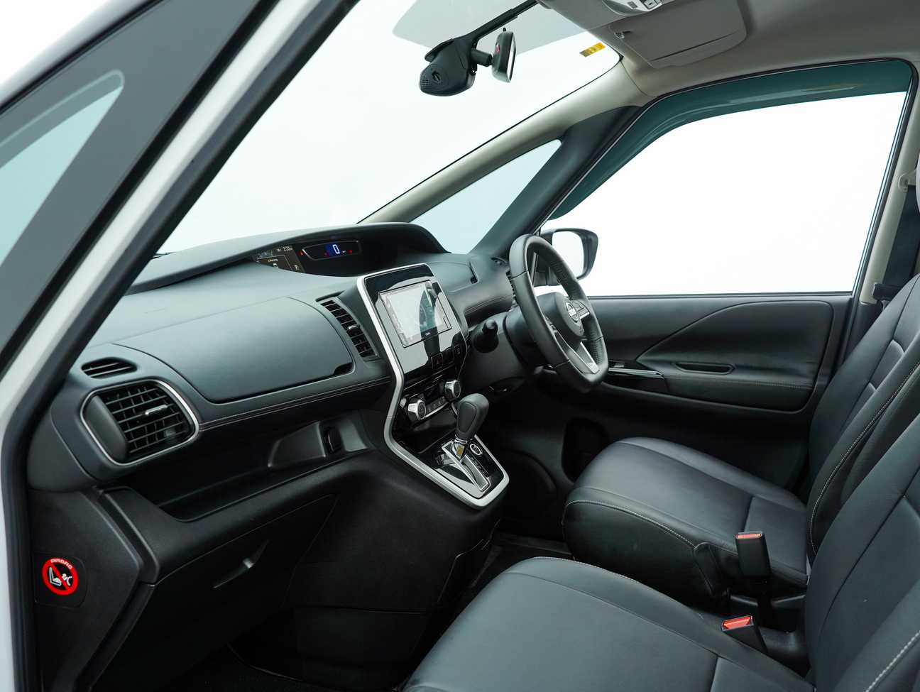 used 2019 Nissan Serena S-Hybrid High-Way Star Premium 2.0