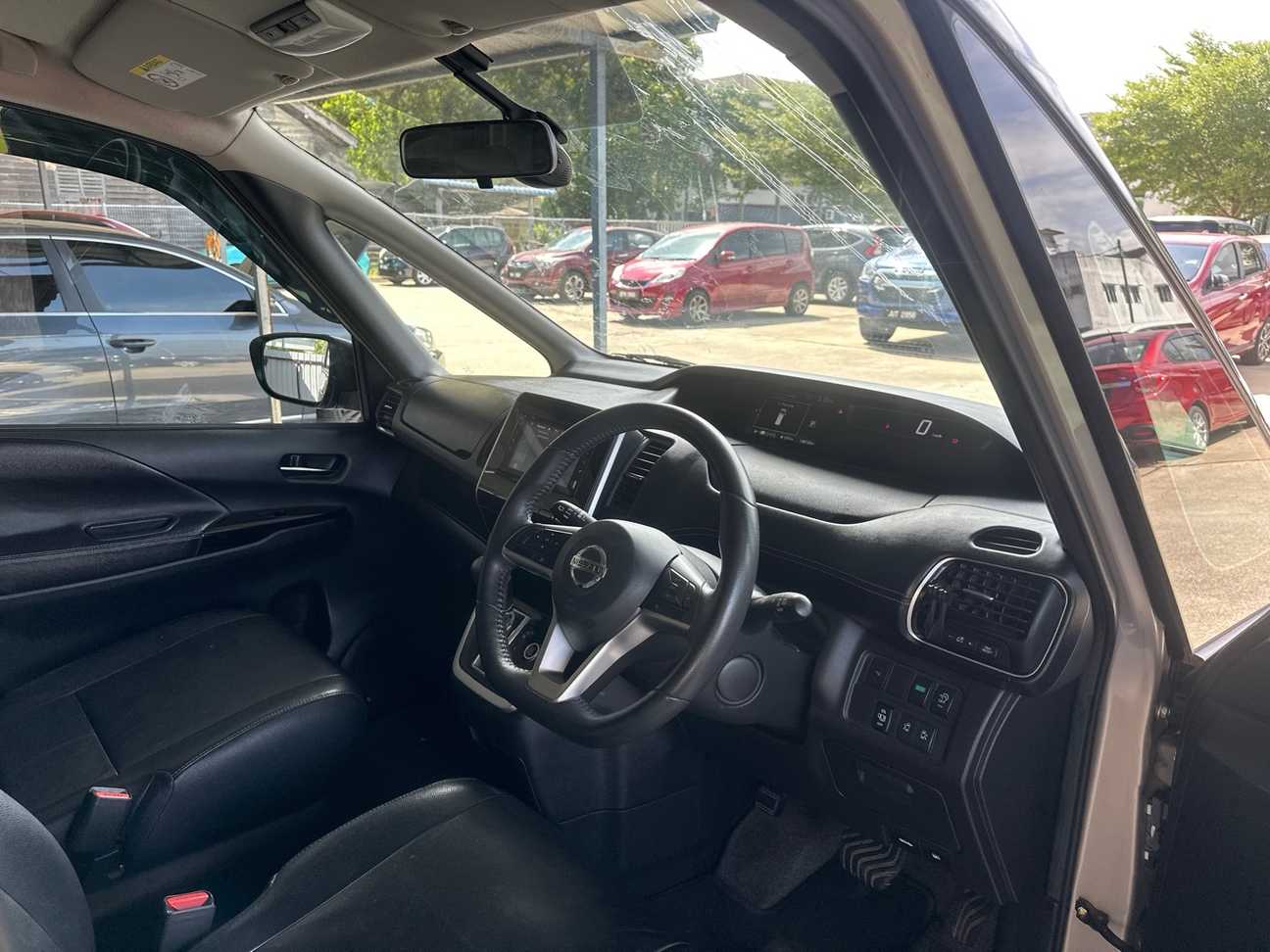 used 2018 Nissan Serena S-Hybrid High-Way Star 2.0