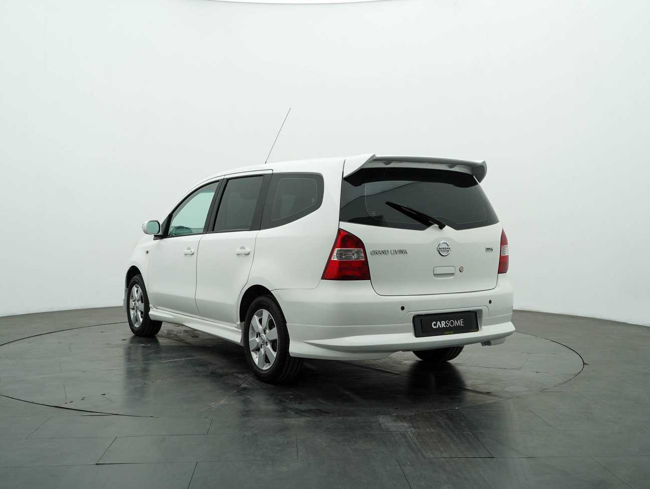 used 2012 Nissan Grand Livina ST-L Comfort 1.6