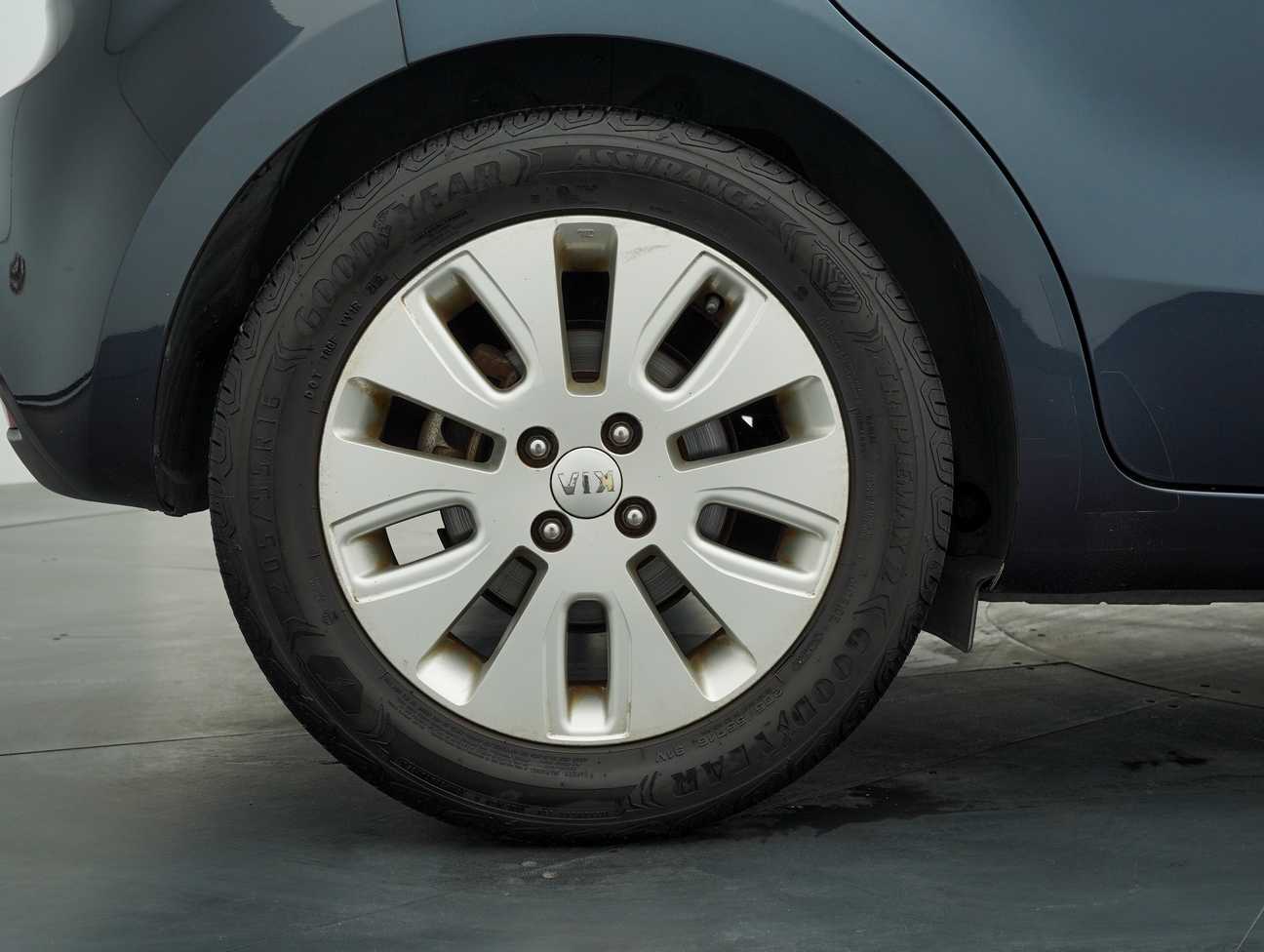 used 2014 Kia RIO UB 1.4