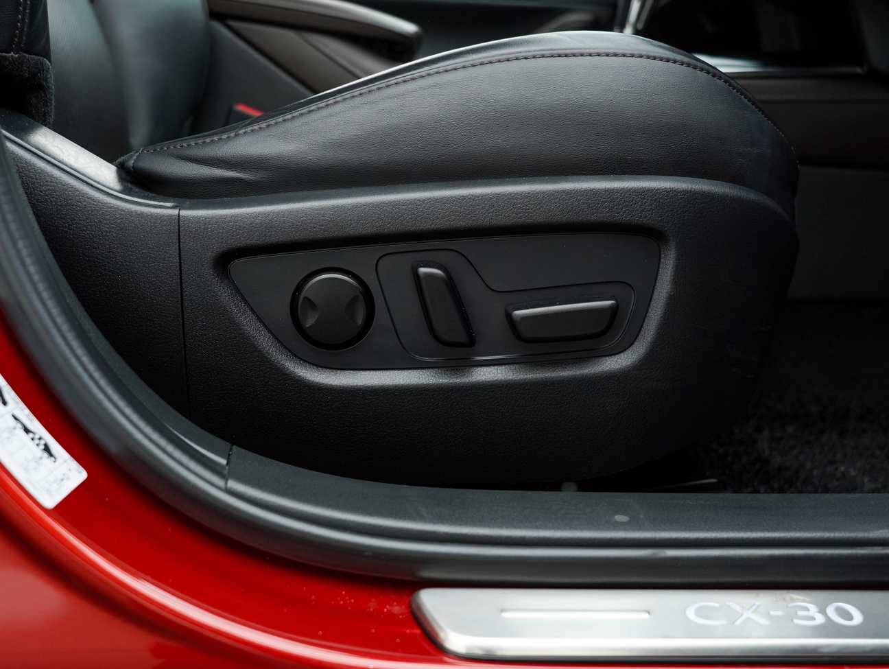 terpakai 2023 Mazda CX-30 SKYACTIV-G High 2.0