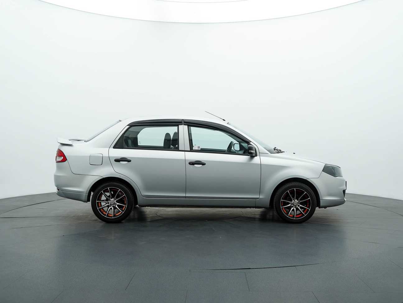 used 2015 Proton Saga SV 1.3