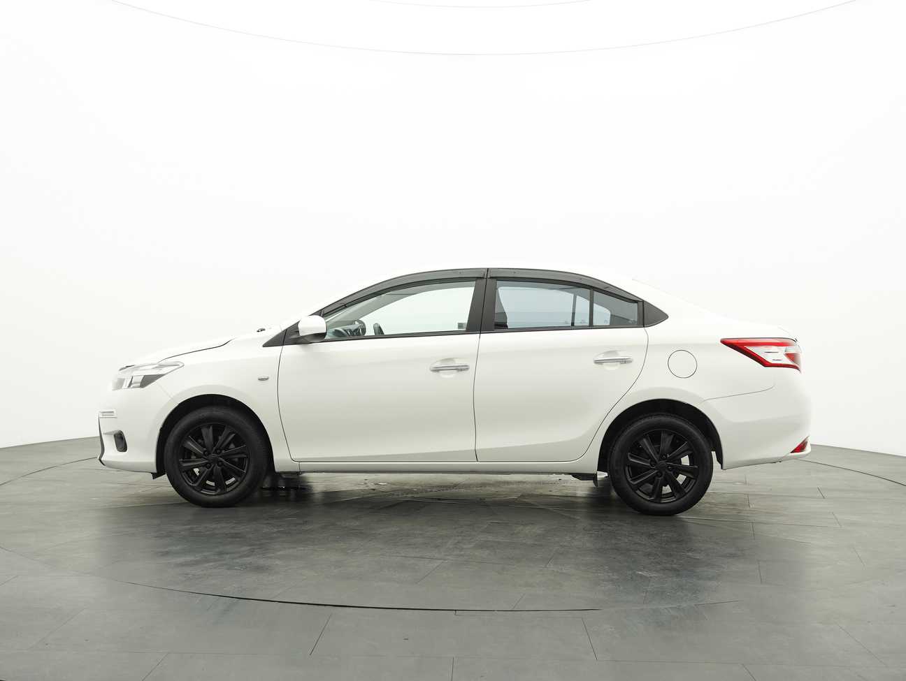 used 2018 Toyota Vios J 1.5
