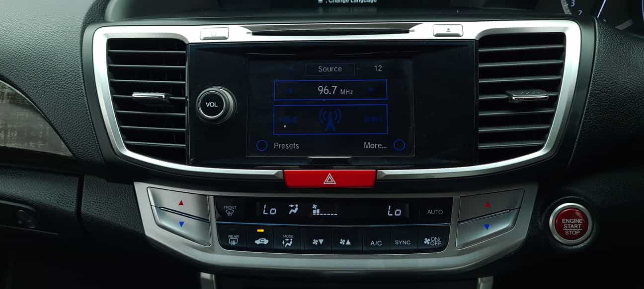 terpakai 2016 Honda ACCORD VTI-L 2.0