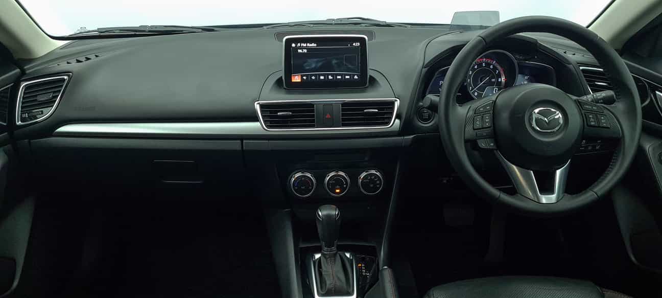 used 2015 Mazda 3 SEDAN SKYACTIV-G (CKD) 2.0