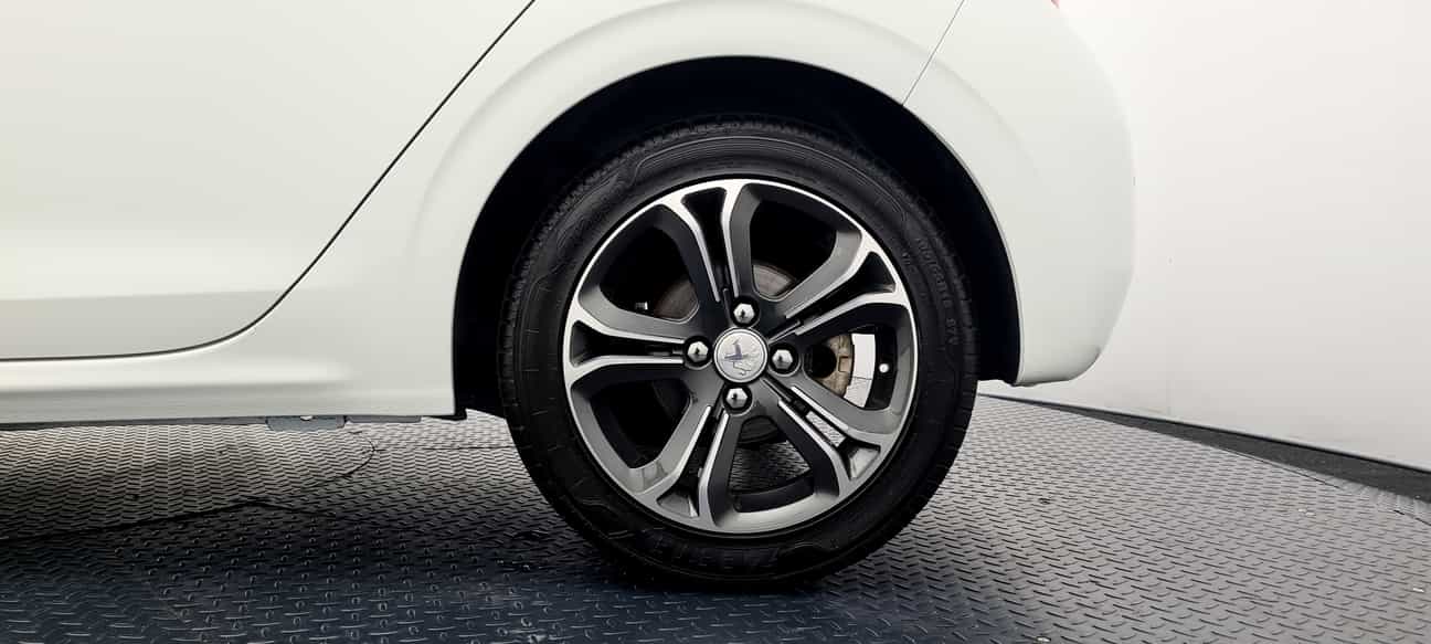 used 2014 Peugeot 208 5-DOOR 1.6