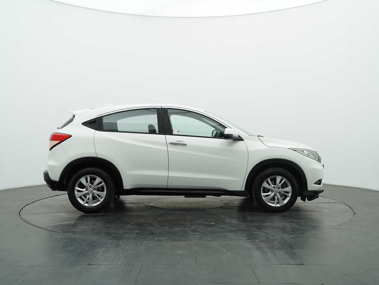 used 2015 Honda HR-V V 1.8