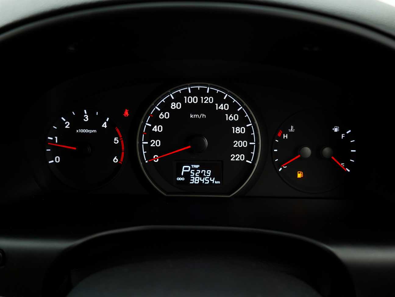 terpakai 2018 Hyundai Grand Starex Executive 2.5