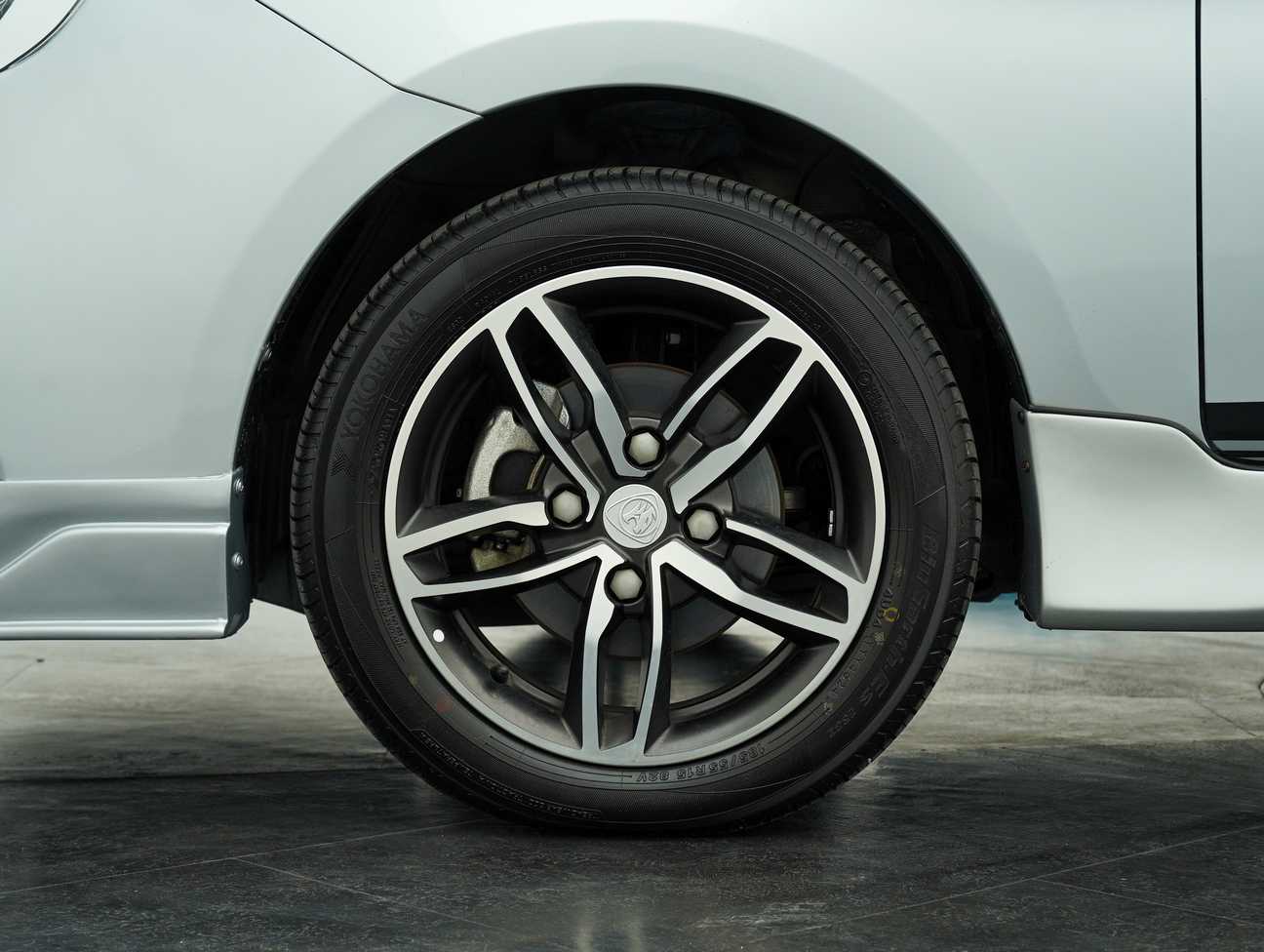 terpakai 2020 Proton Saga Premium 1.3