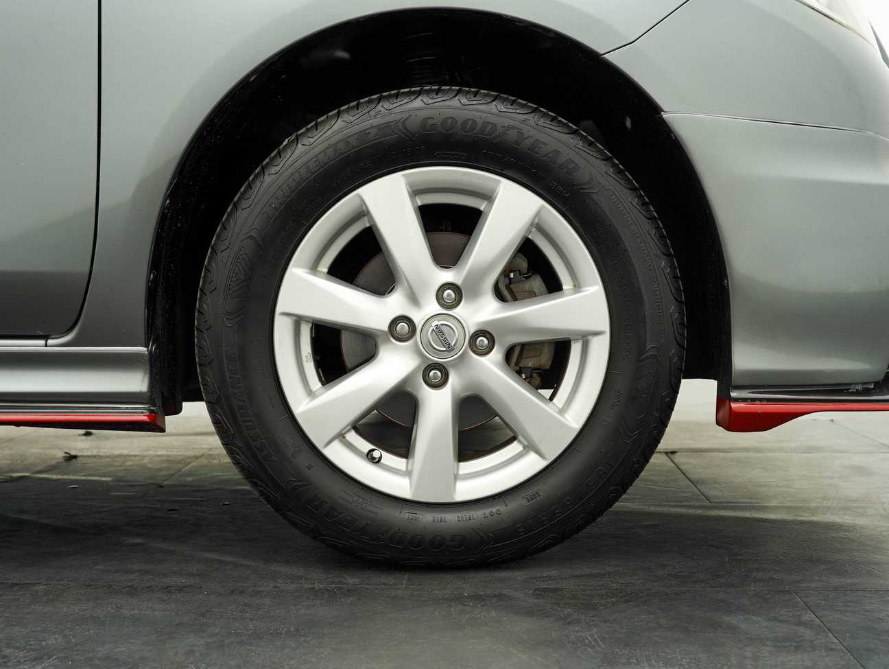 used 2014 Nissan Almera VL 1.5