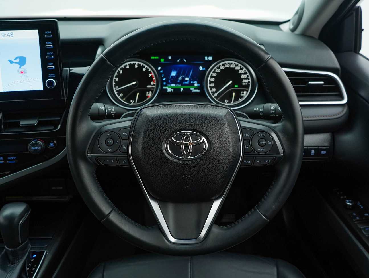 used 2023 Toyota Camry V 2.5