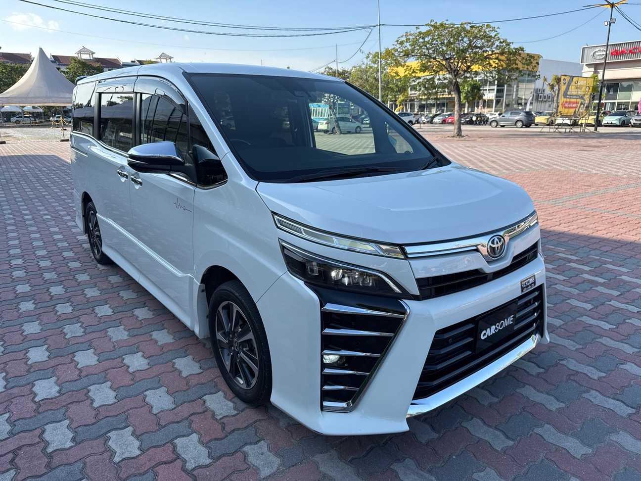 used 2019 Toyota Voxy ZS Kirameki Edition 2.0