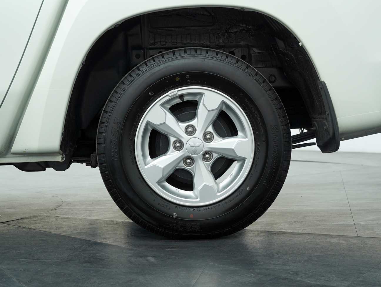 used 2022 Mitsubishi Triton Quest Dual Cab 4X2 2.5