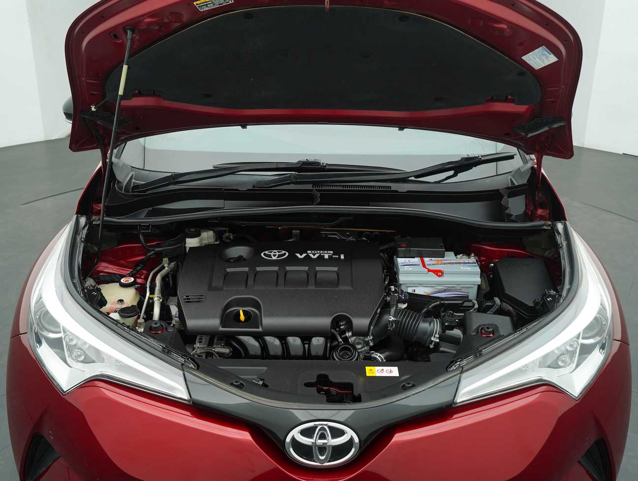 terpakai 2018 Toyota C-HR  1.8