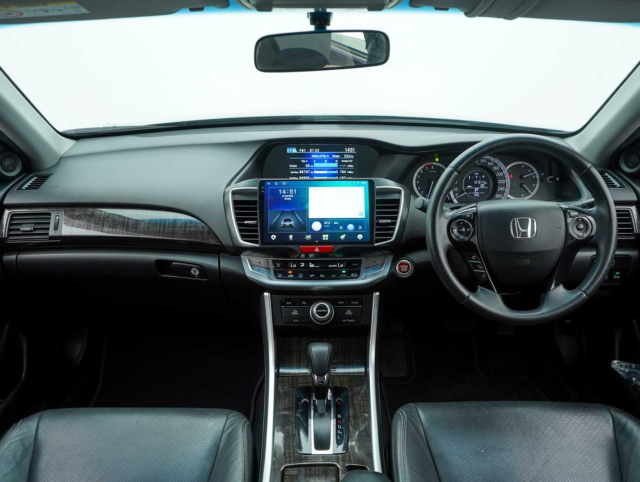terpakai 2016 Honda Accord i-VTEC VTi-L 2.0