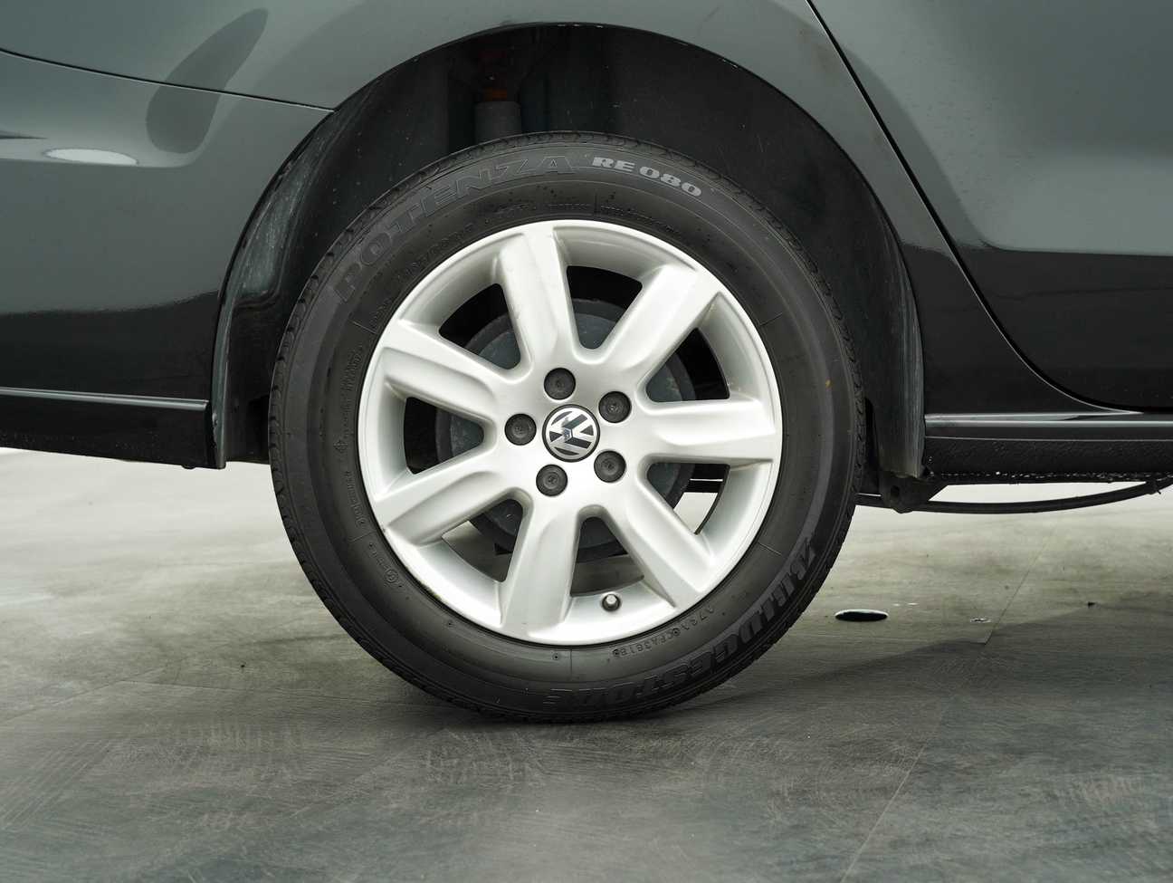 terpakai 2016 Volkswagen Vento Comfort 1.6