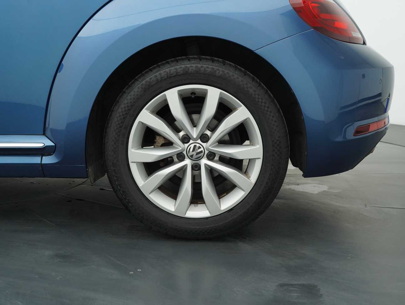 terpakai 2018 Volkswagen BEETLE  1.2