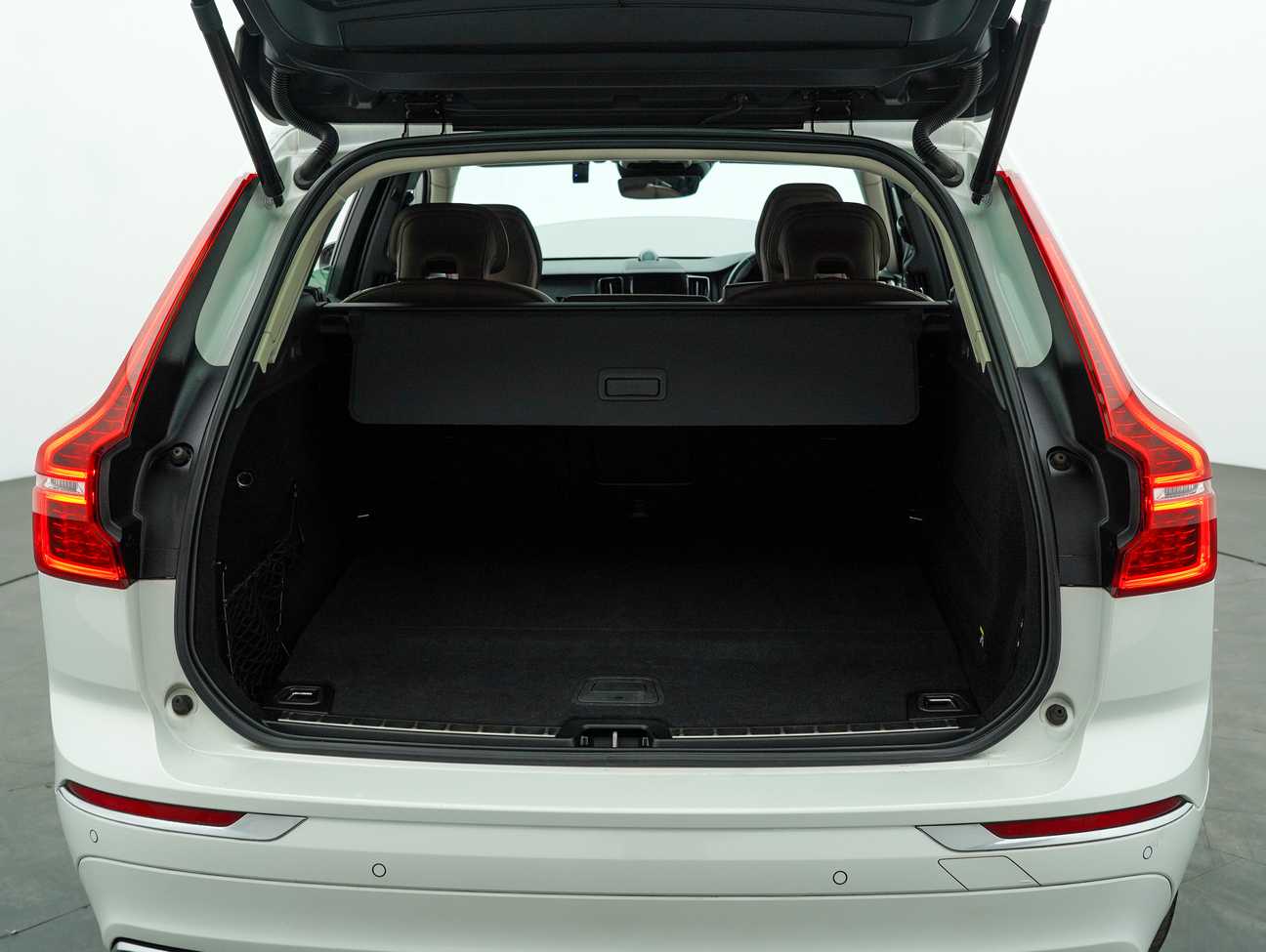 terpakai 2019 Volvo XC60 T8 Twin Engine Inscription 2.0