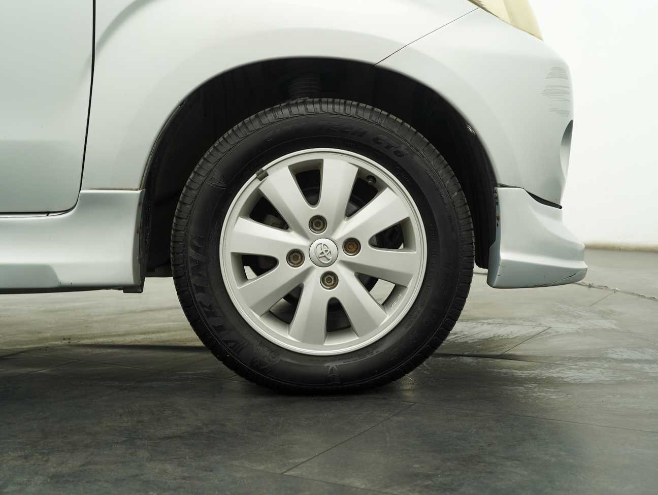 terpakai 2005 Toyota Avanza  1.3