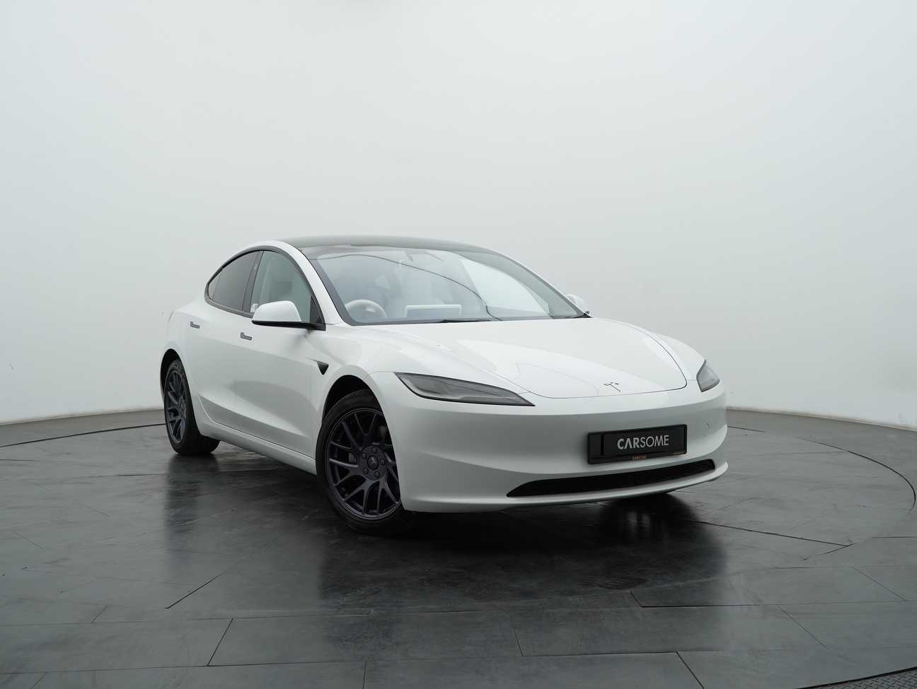 used 2024 Tesla Model 3 Standard Range 