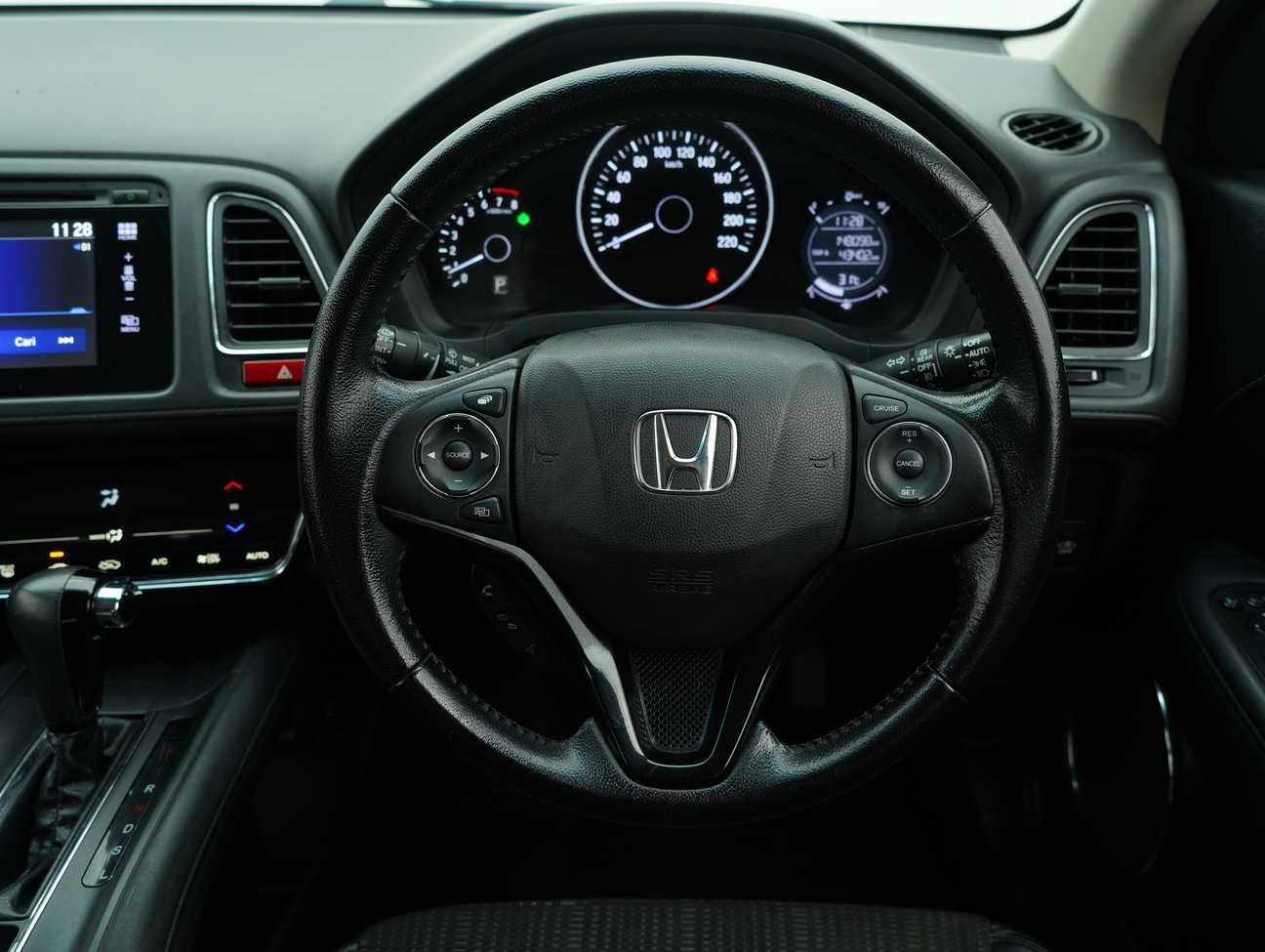 used 2017 Honda HR-V V 1.8